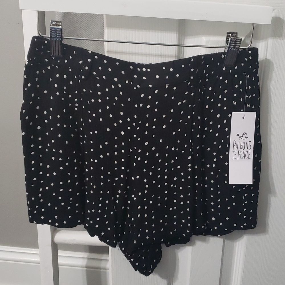 Shorts - Picture 2 of 2